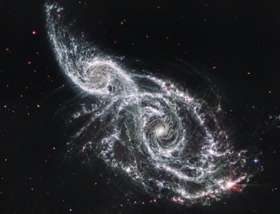 Arp 107 by James Webb Space Telescope (NASA)